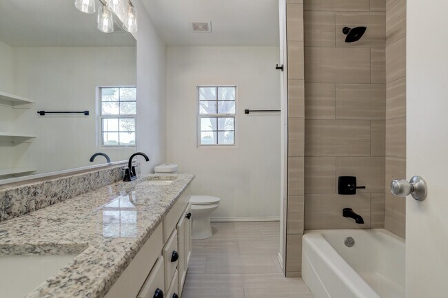 Building Photo - 4008 26th St