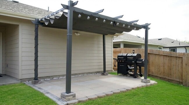 Building Photo - 12918 Wempe Wy