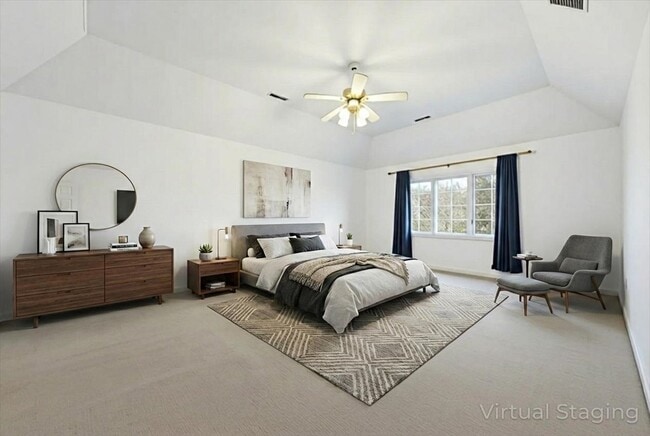 Building Photo - 48 Blue Hills Dr