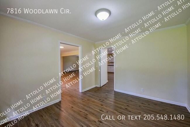 Building Photo - 7816 Woodlawn Cir