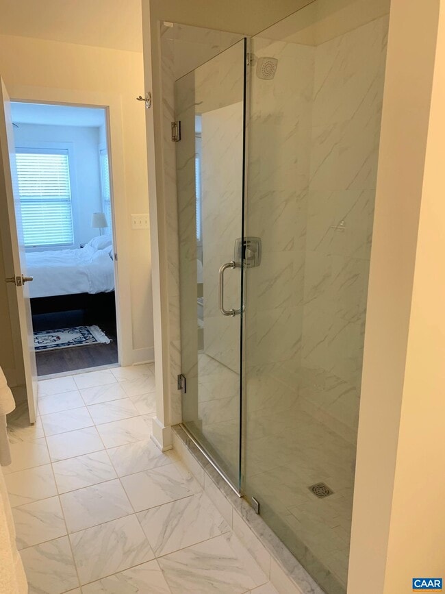 Building Photo - 129 Almere Ave