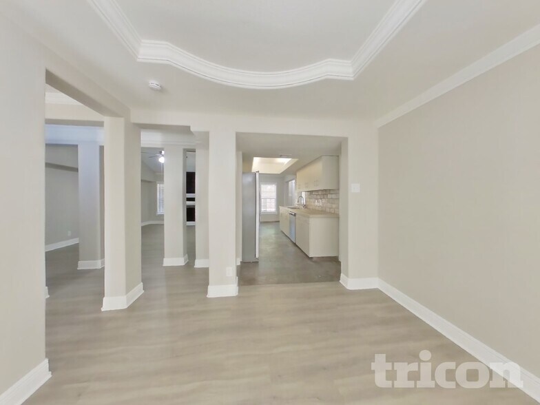 Building Photo - 3907 Briarcrest St