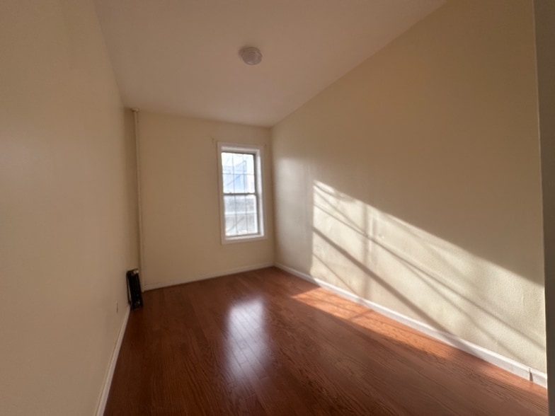 Building Photo - 1343 Boynton Ave