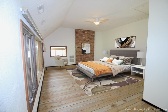 Building Photo - 8 Bayberry Ridge Rd