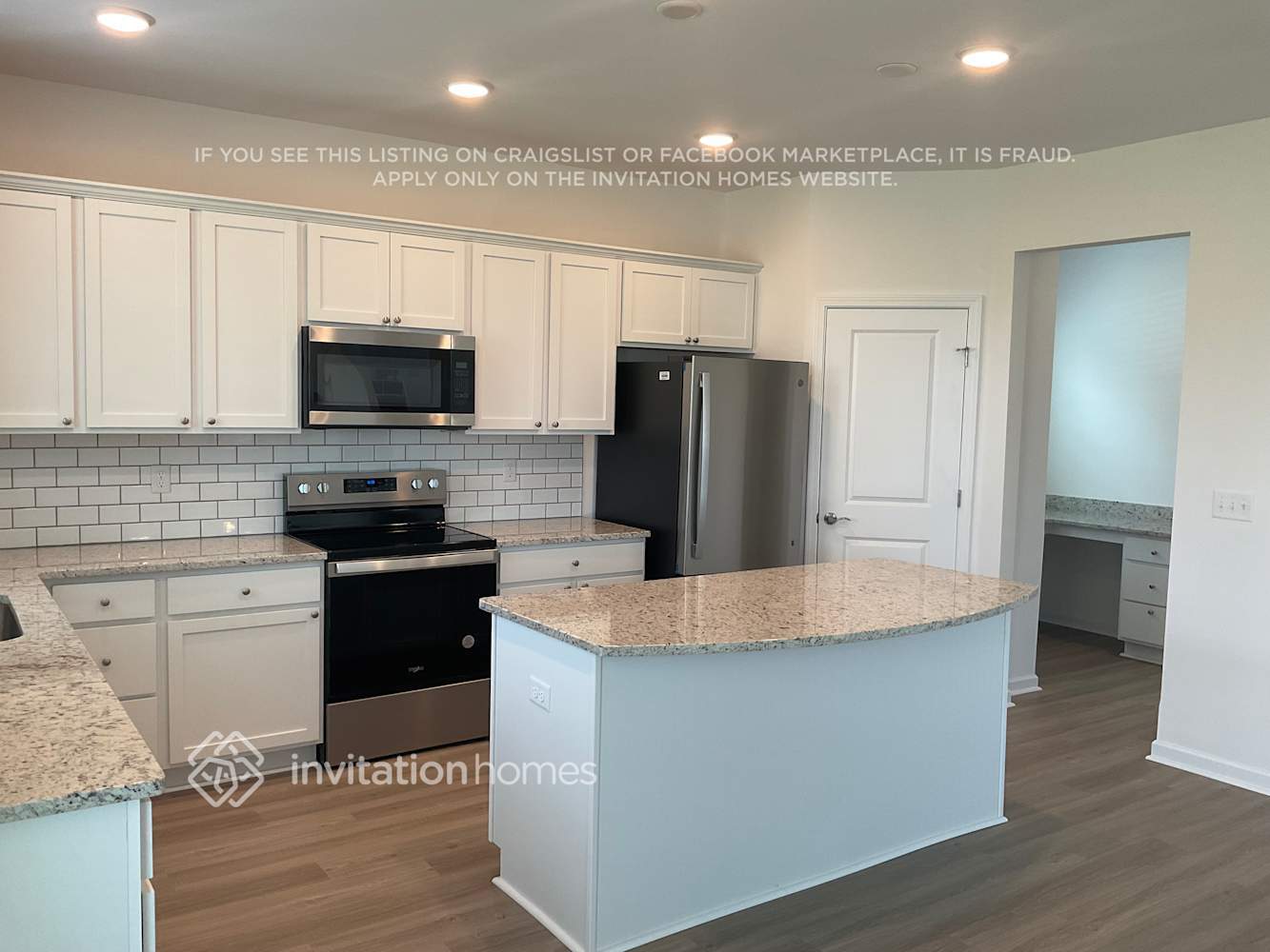 Building Photo - 3808 Lantern Ln