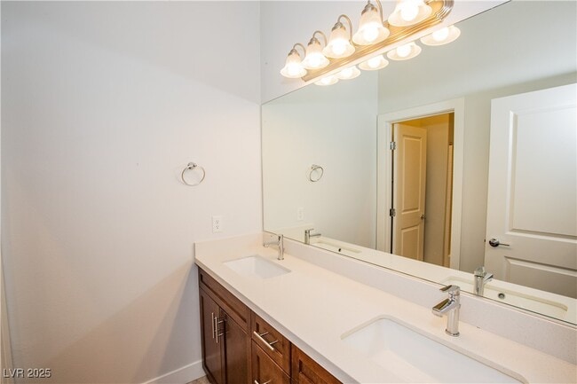 Building Photo - 10557 Ridge Glow Ave