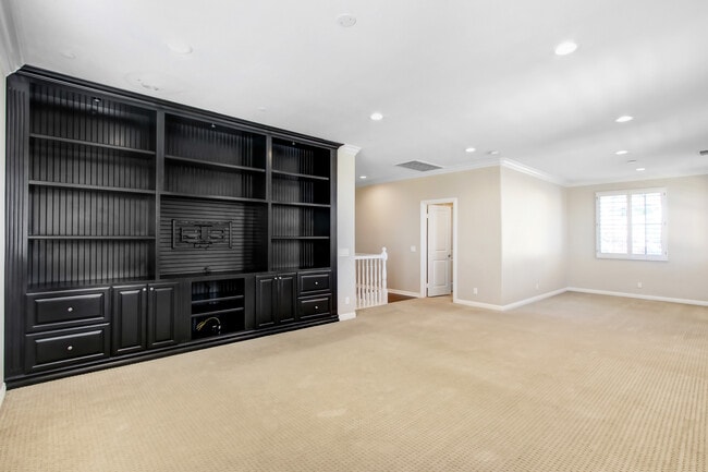 Building Photo - 12689 Mediterranean Dr