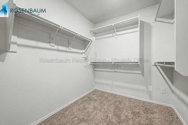 Building Photo - 1353 W Pima Ave