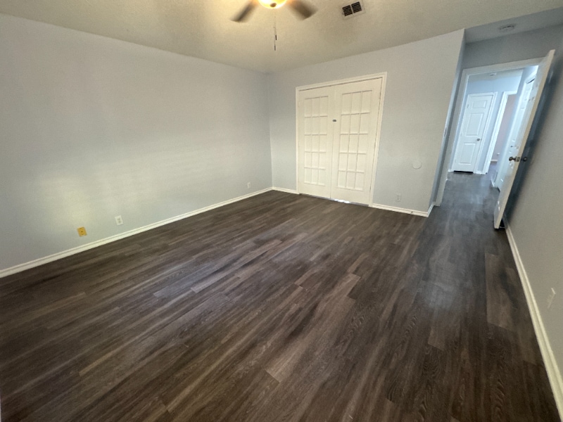 Building Photo - 7504 Bear Lake Dr