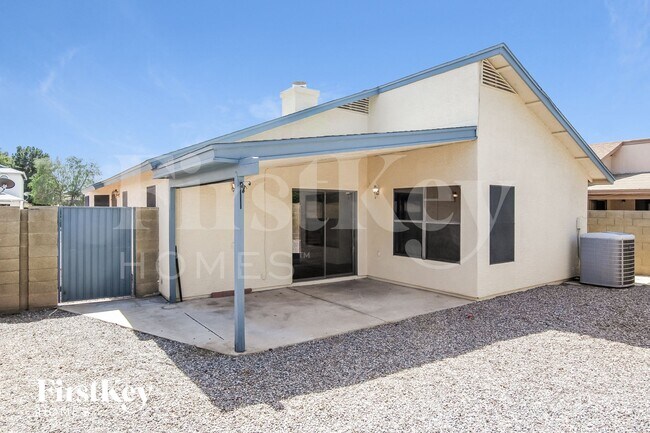 Building Photo - 6410 W Townley Ave