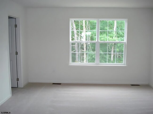 Building Photo - 3 Woodmere Avenue