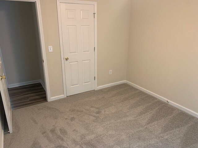 Building Photo - 5 Villa Rosa Ct