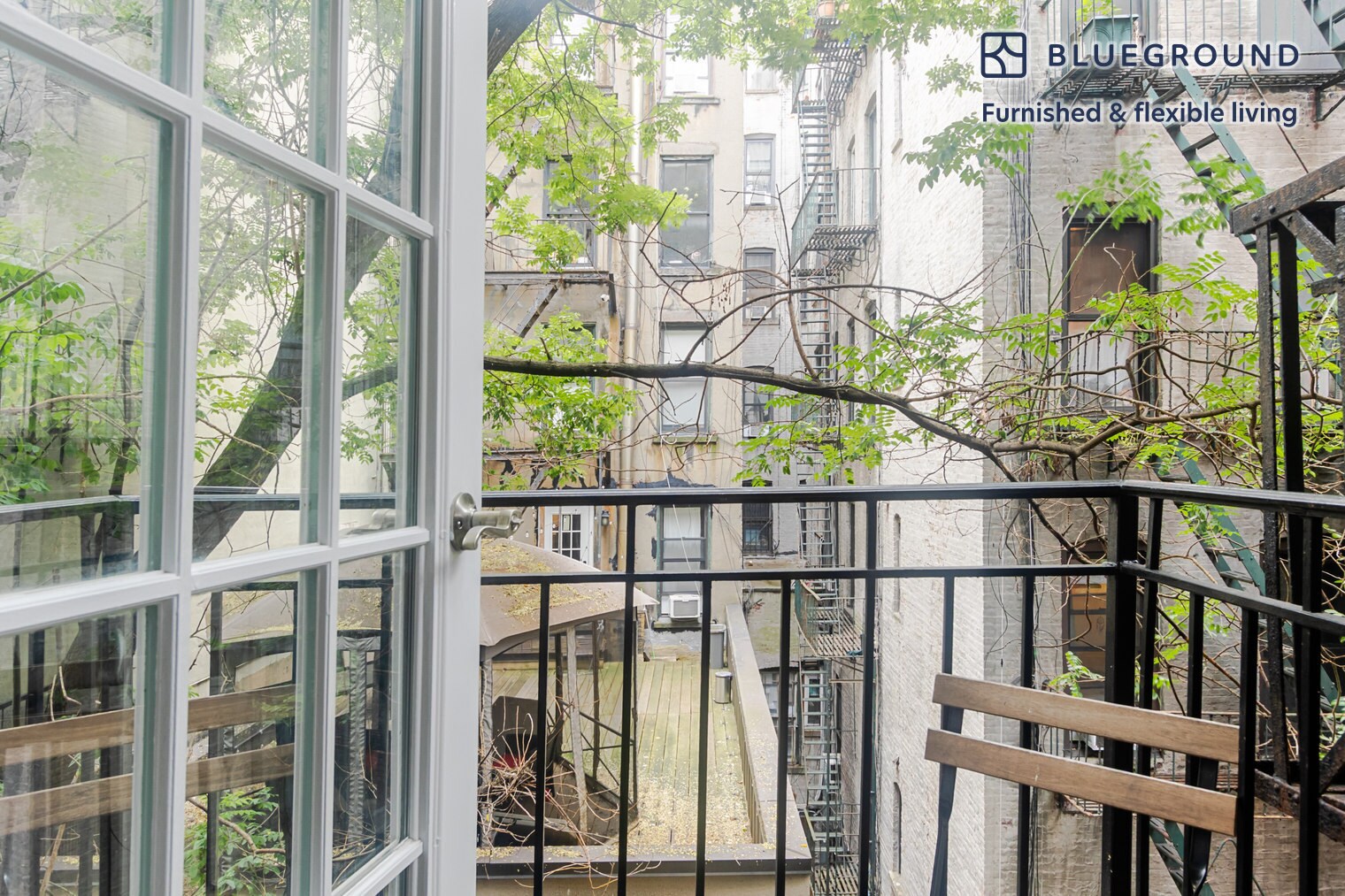 Building Photo - 246 Mott St