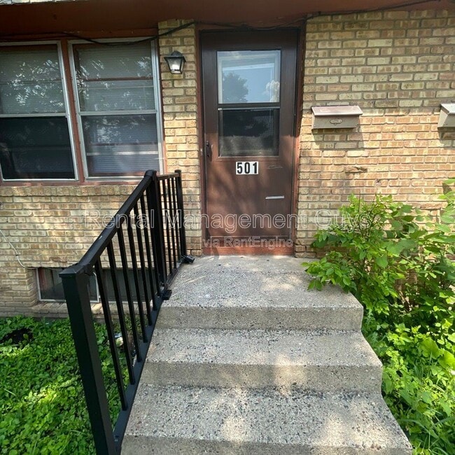 Building Photo - 501 N Morgan Ave