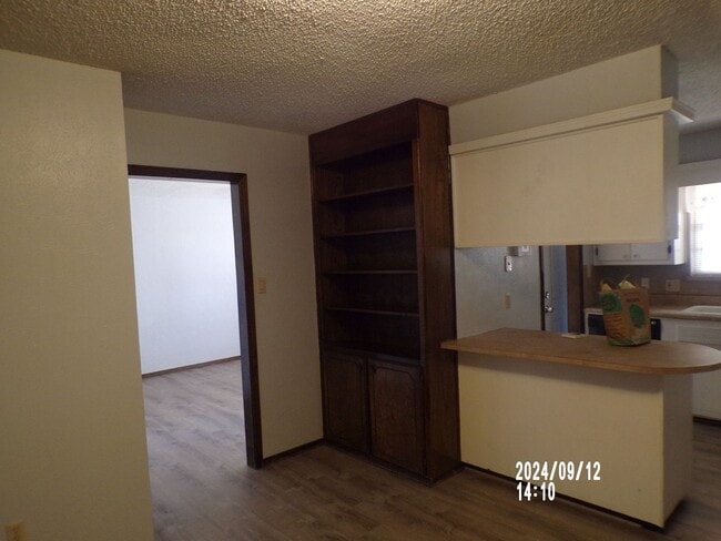 Building Photo - Pets negotiable with owner approval