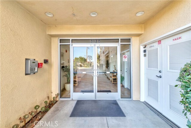 Building Photo - 3120 Sepulveda Blvd