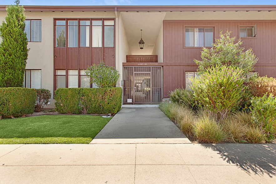 Building Photo - Hazeltine Apartments