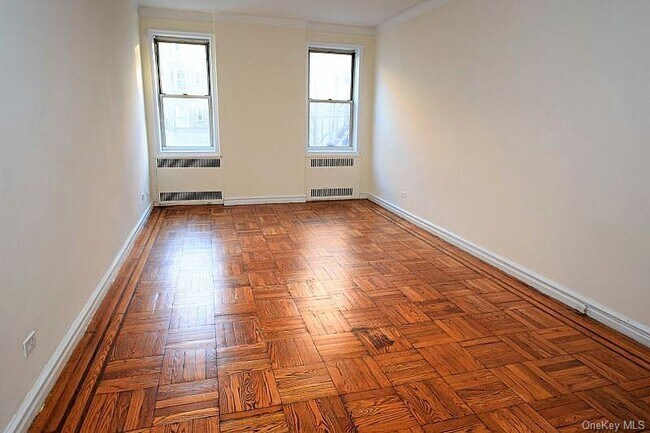 Building Photo - 41-30-41-46 46th St