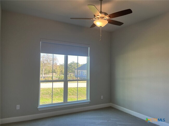 Building Photo - 1163 Trotter Ln