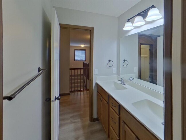 Building Photo - 1133 Rosemary Ln