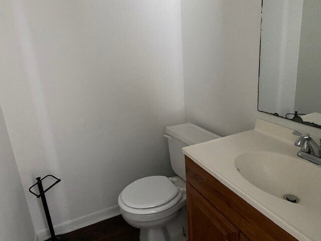 Building Photo - 1005 Dryden Ave