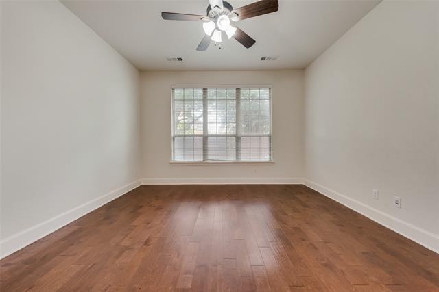 Building Photo - 211 Guadalupe Dr