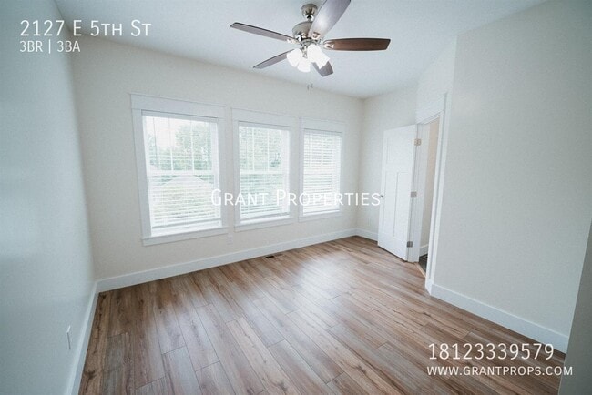 Building Photo - 2127 E 5th St