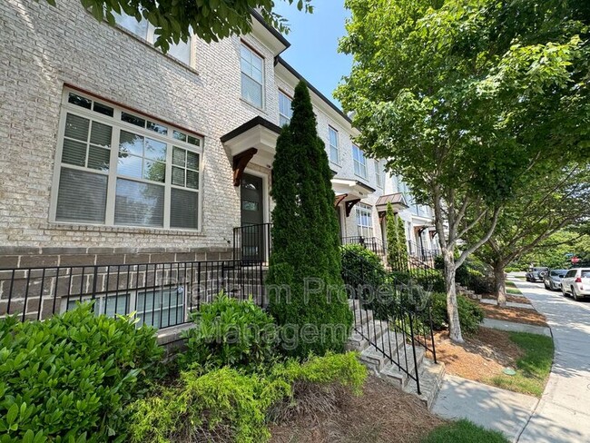 Building Photo - 4220 Deming Cir