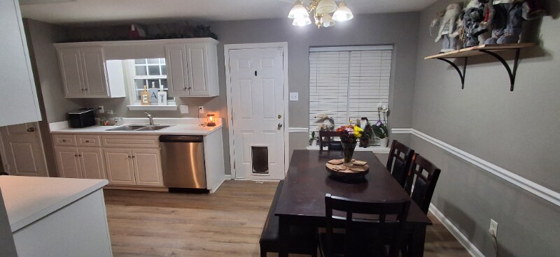 Building Photo - 4717 E Creek Mill Ct