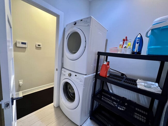 Building Photo - PHX Retreat  2 Bedroom 2 Bath Home in Hist...