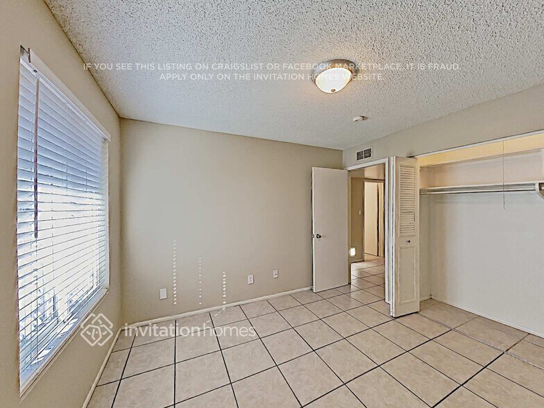 Building Photo - 4206 W Eva St