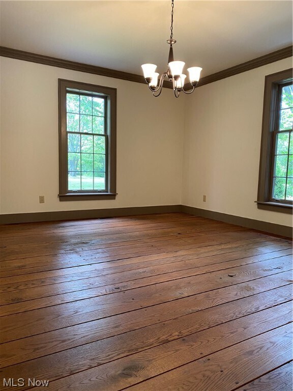 Building Photo - 10 Maple Ln