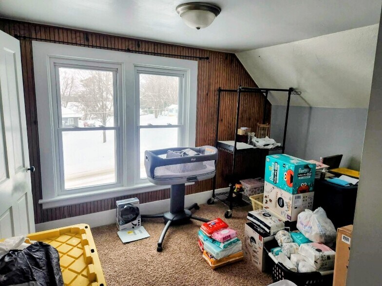 Building Photo - 230 Arlington Dr