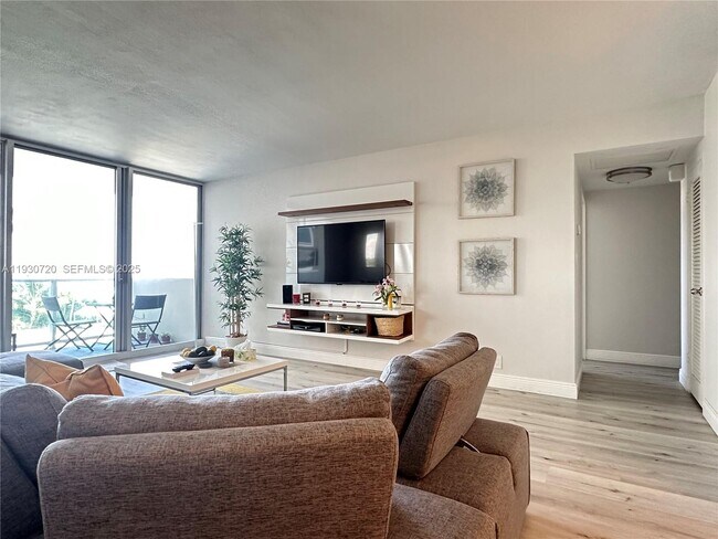 Building Photo - 1200 West Ave