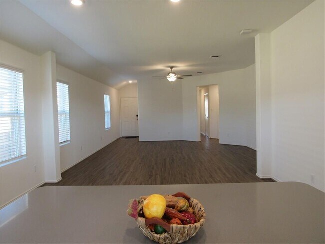 Building Photo - 1321 Chad Dr