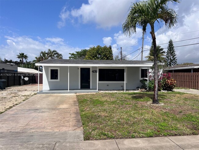 Building Photo - 431 NE 58th Ct