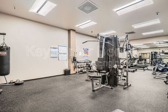 Building Photo - 720 16th St St