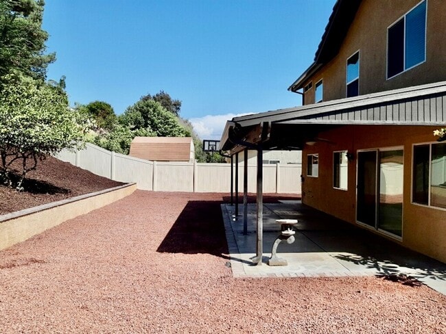 Building Photo - Newly Rebuilt 2 Story Home