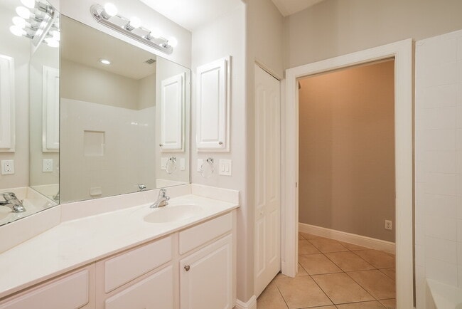 Building Photo - 15445 Cortona Way