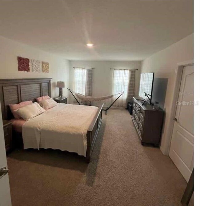 Building Photo - 3340 Perennial Ln