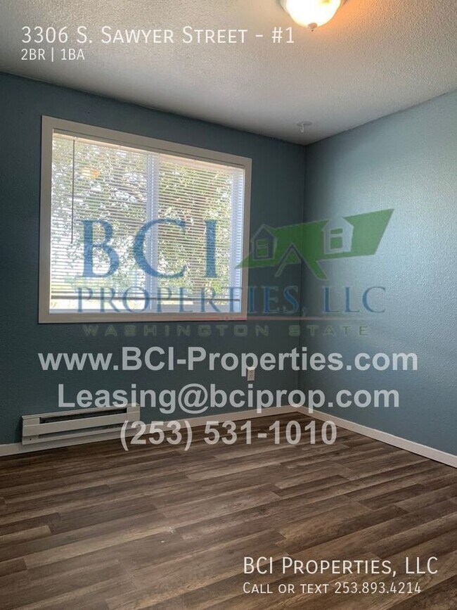 Building Photo - 3306 S Sawyer St