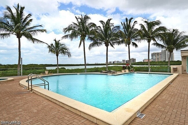 Building Photo - 60 Seagate Dr