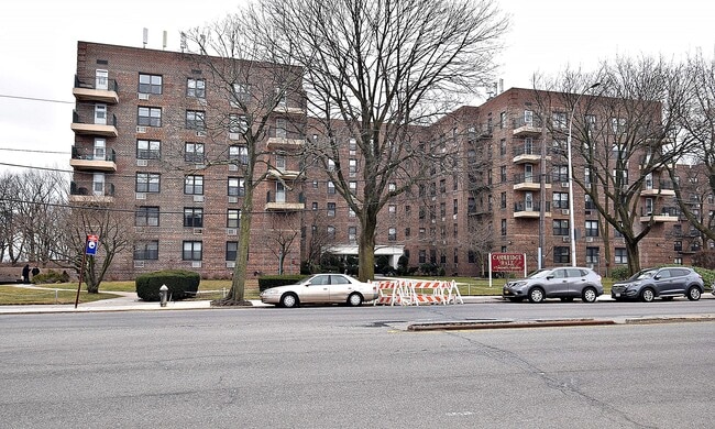 Building Photo - 224-24 Union Tpke