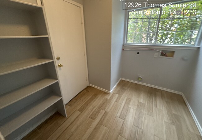 Building Photo - 12926 Thomas Sumter St