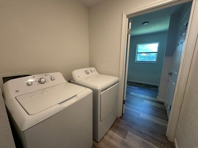 Building Photo - Welcome to your dream home in the heart of...