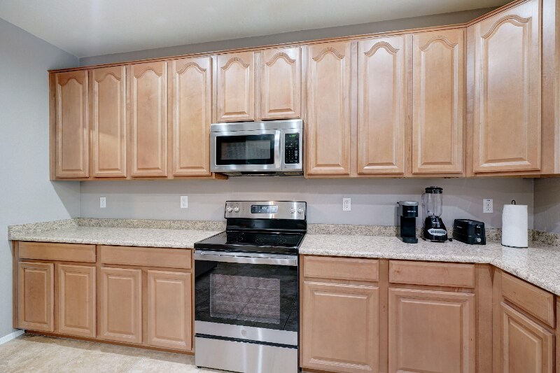 Building Photo - 10223 W Raymond St