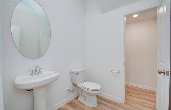 Building Photo - 598 Dry Fork Ln