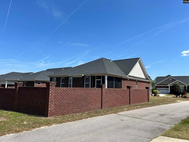 Building Photo - 905 Layton Way