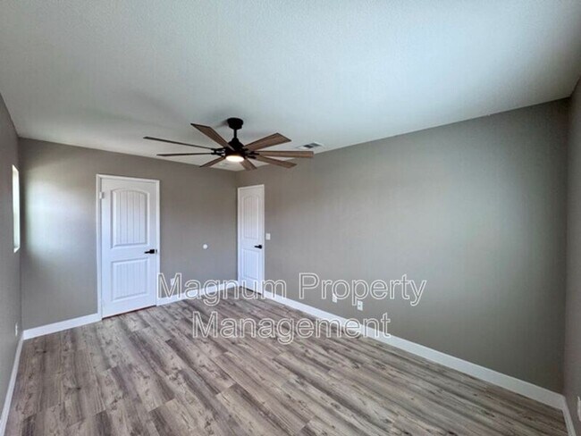 Building Photo - 29357 Cavalry Cir