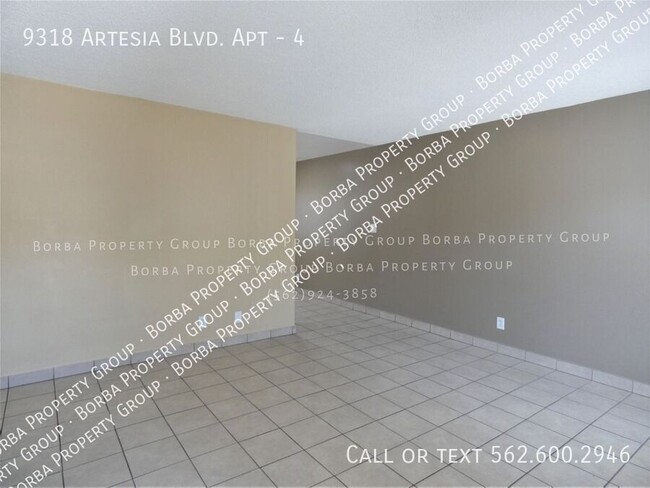 Building Photo - ***COMING SOON***2STYLISH 2 BEDROOM 1 BATH...